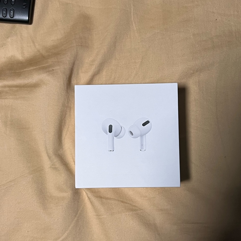 AirPod pro box